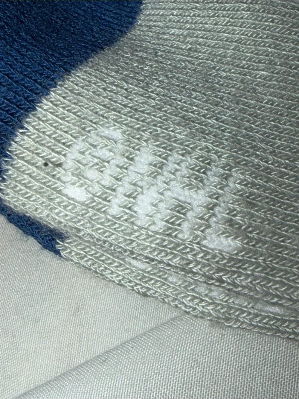 For Bare Feet NHL Hockey Toronto Maple Leafs Socks Men’s Size Large New No Tags.